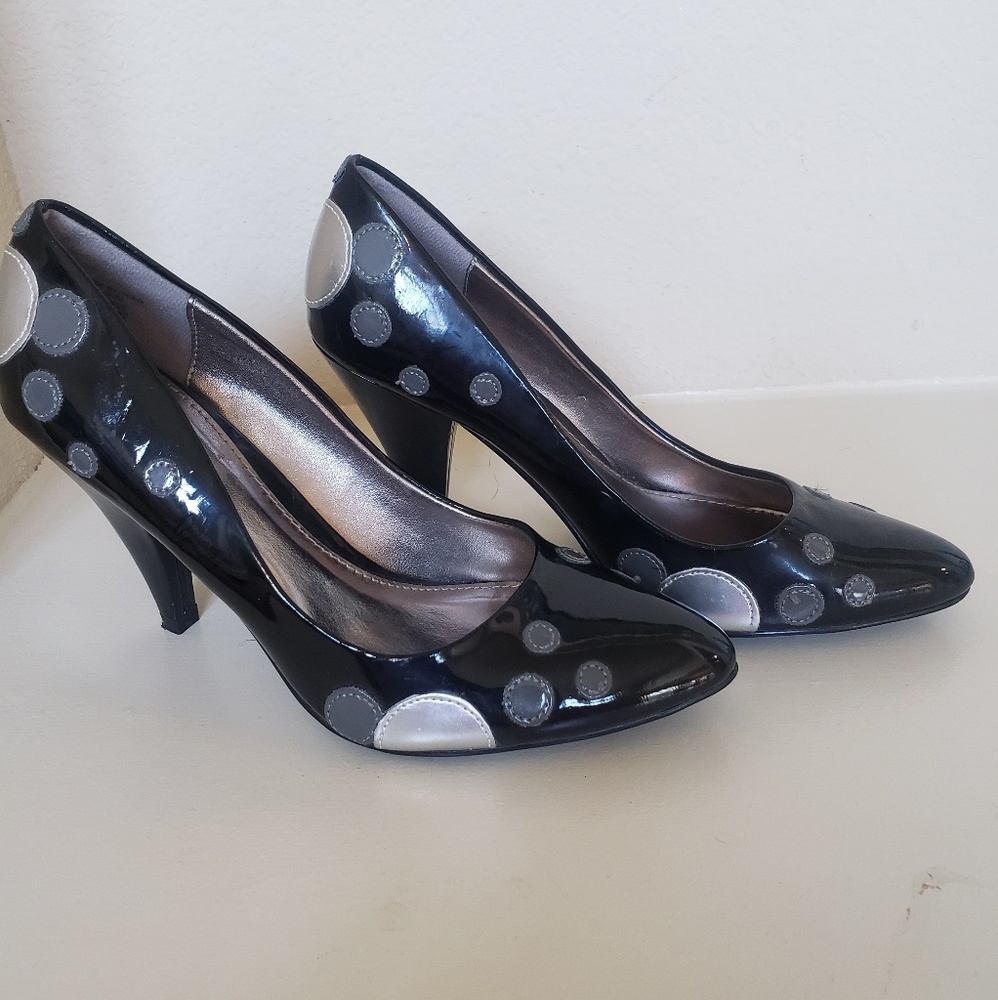Ladies 3.5 in polka dot heels